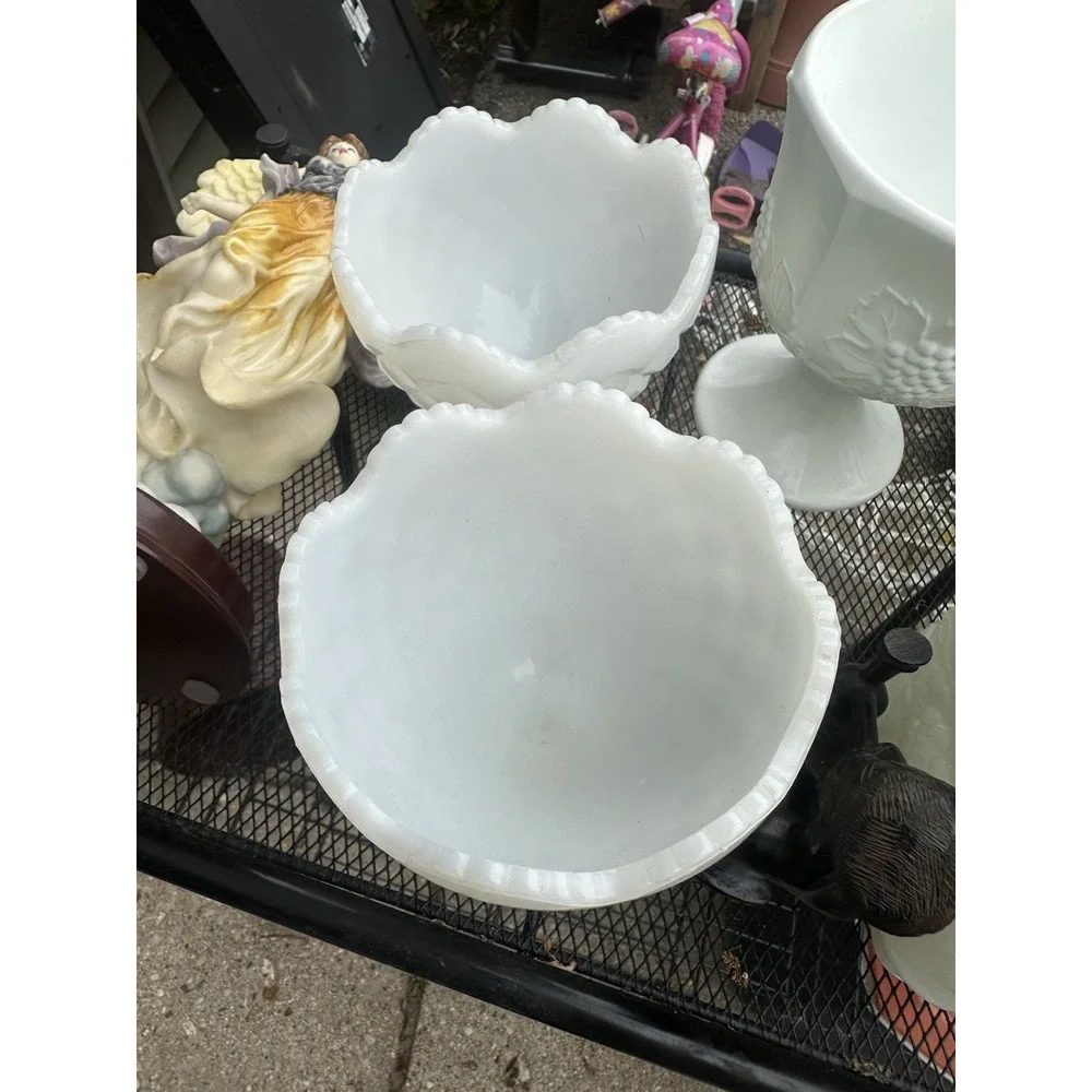 Vintage Napco 1184 Milk Glass Pedestal Compote Candy‎ 2piece Set